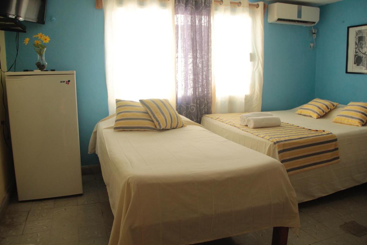 La Casa Naranja Otel Isla Mujeres Dış mekan fotoğraf