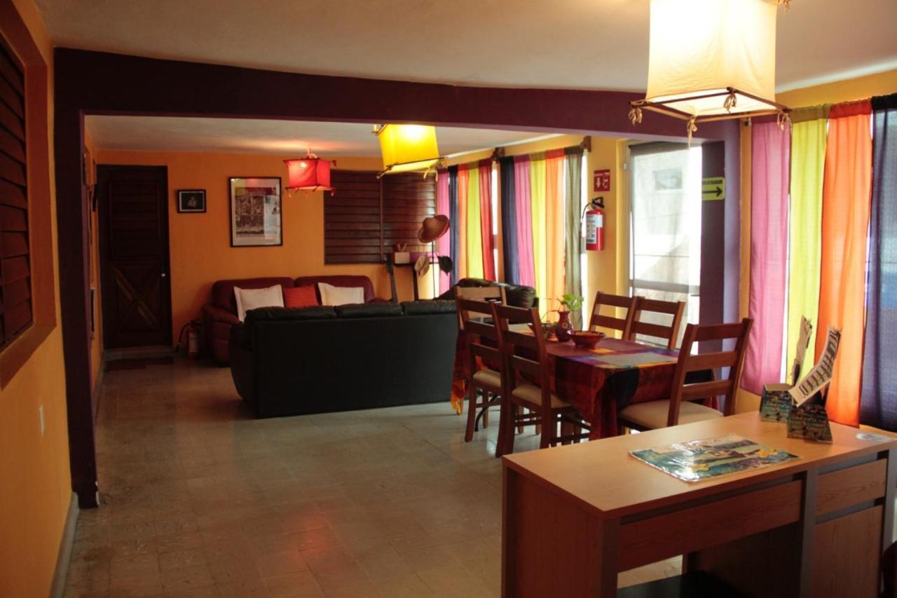 La Casa Naranja Otel Isla Mujeres Dış mekan fotoğraf