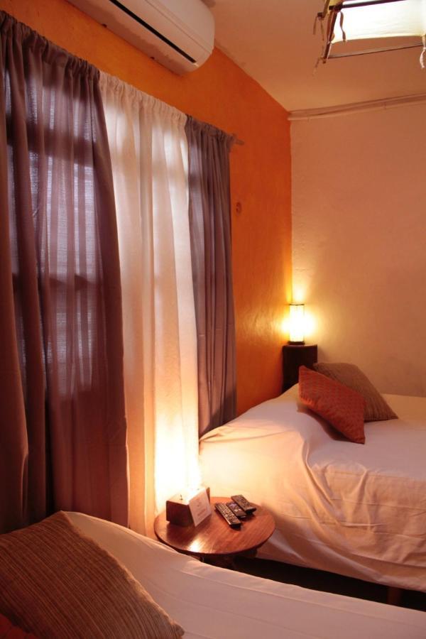 La Casa Naranja Otel Isla Mujeres Dış mekan fotoğraf