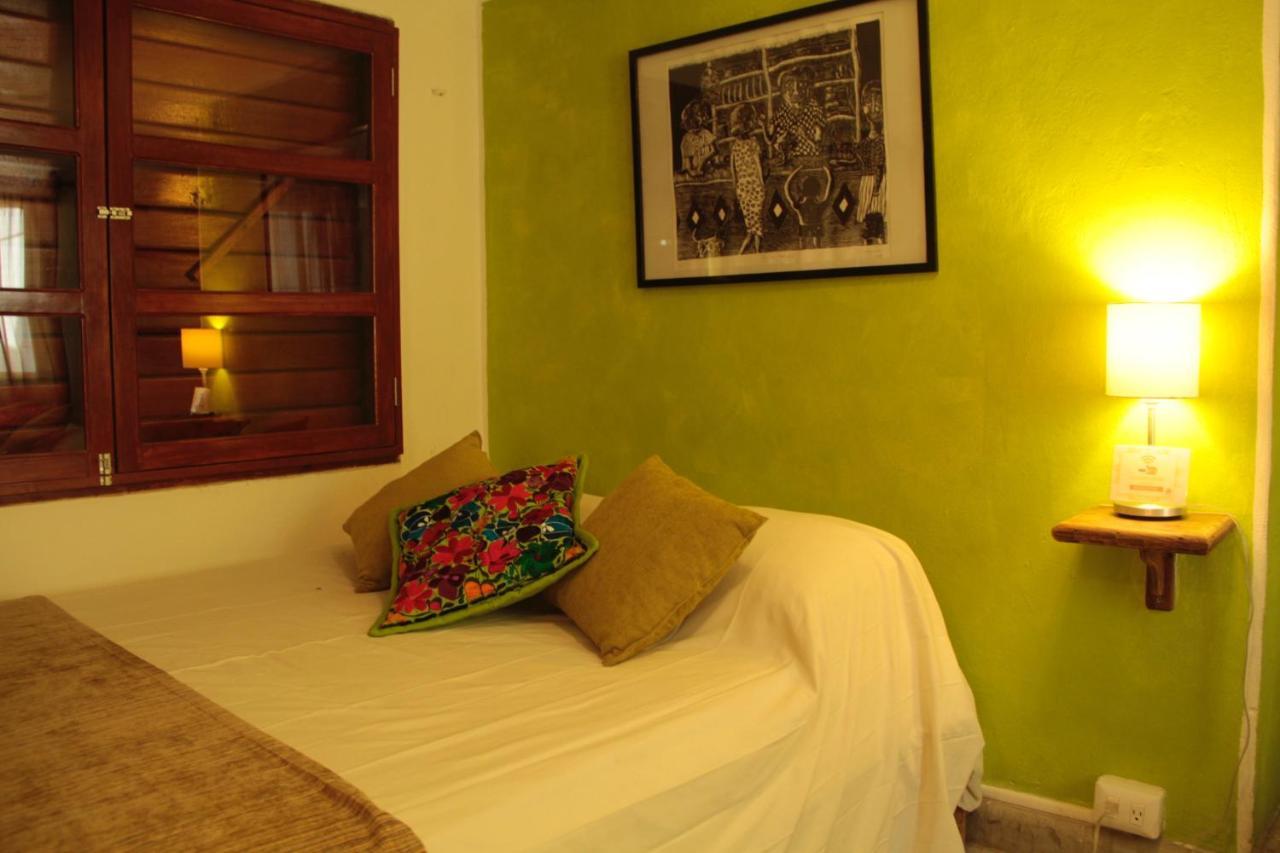 La Casa Naranja Otel Isla Mujeres Dış mekan fotoğraf