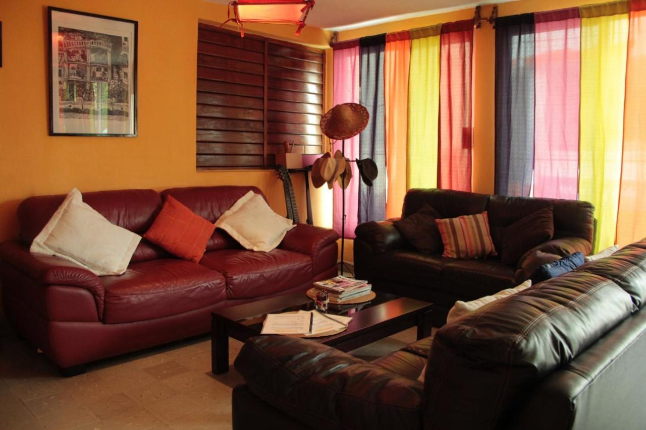 La Casa Naranja Otel Isla Mujeres Dış mekan fotoğraf