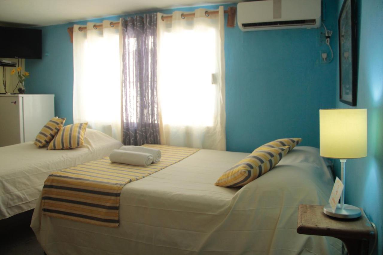 La Casa Naranja Otel Isla Mujeres Dış mekan fotoğraf