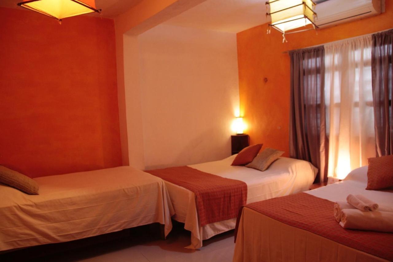 La Casa Naranja Otel Isla Mujeres Dış mekan fotoğraf